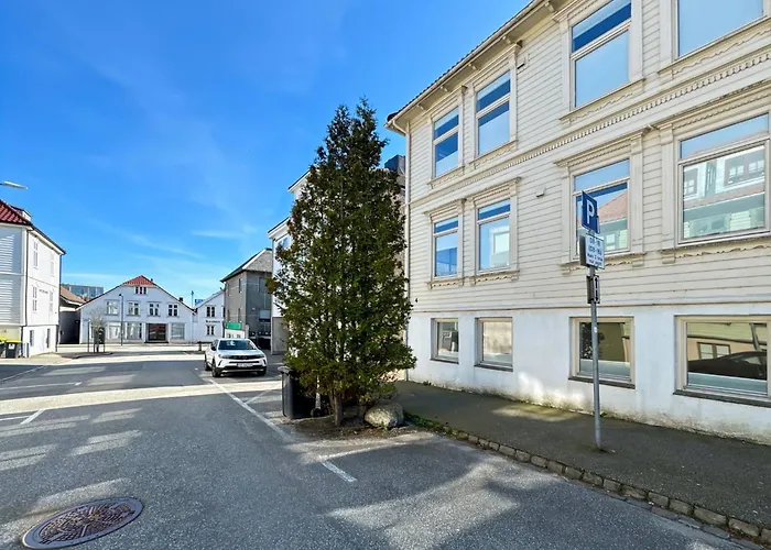 Ledaal Place 1 By Stavanger